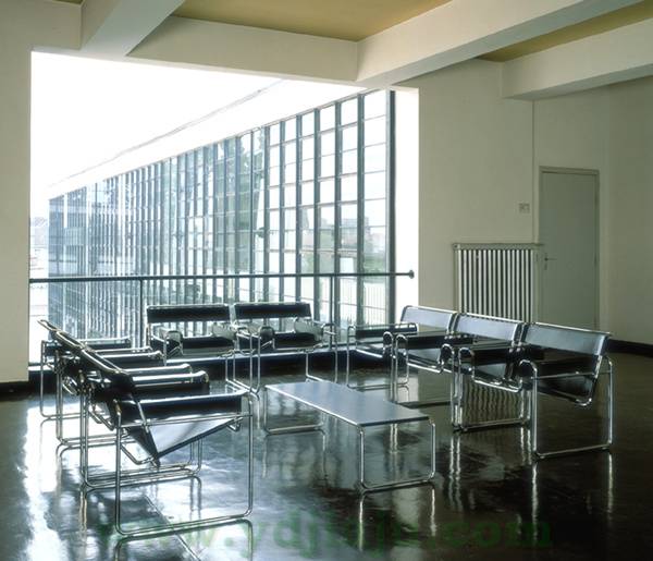 瓦西里休閑椅（Wassily Chair）1