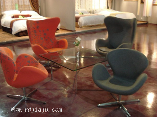 現(xiàn)代簡(jiǎn)約家具 玻璃咖啡桌