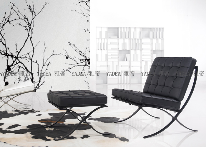 黑色巴塞羅那椅(Barcelona Chai in Black Leather)