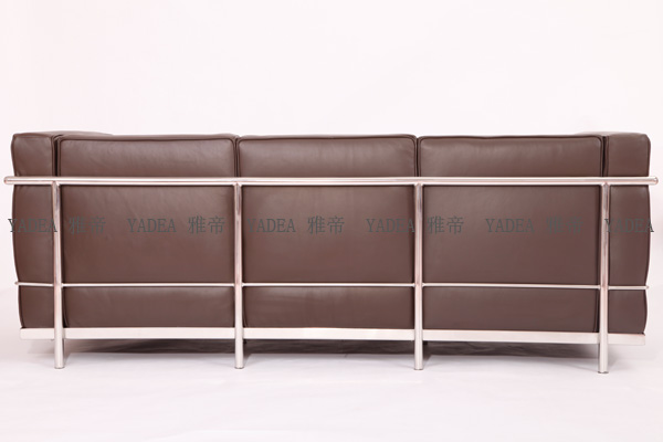 背面圖 柯布西耶沙發(fā)