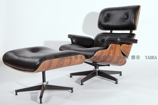 酸枝木貼皮的伊姆斯休閑椅（Palisander Eames Lounge Chair）