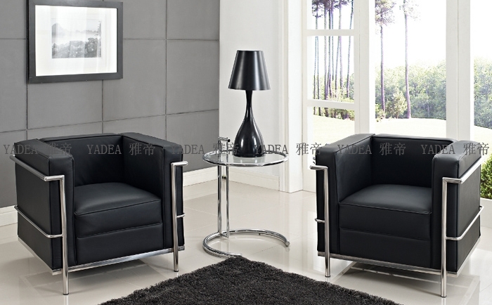 簡(jiǎn)約實(shí)用邊幾