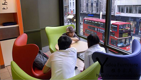 綠色蛋椅（green egg chair）