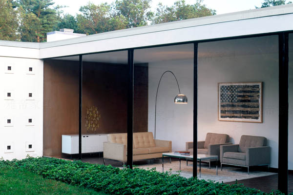 諾爾沙發(fā)（Florence Knoll Sofa）