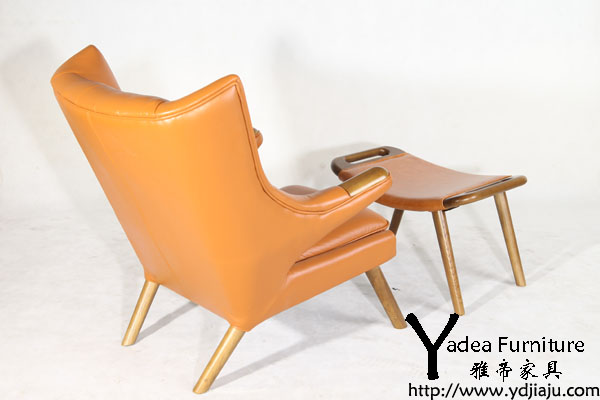 土豪金用的椅子--真皮熊椅