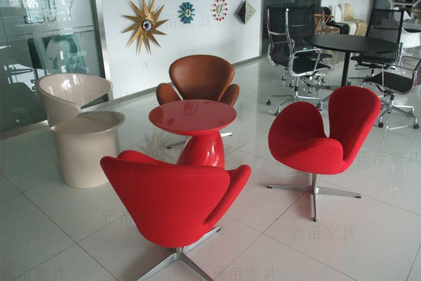 蘑菇臺(Parabel Table)