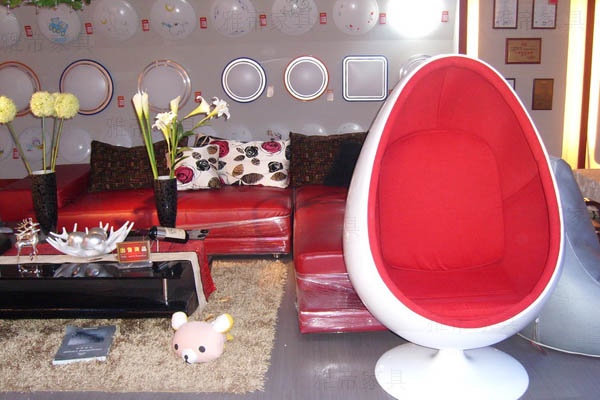 眼型球椅(Eye Ball Chair)