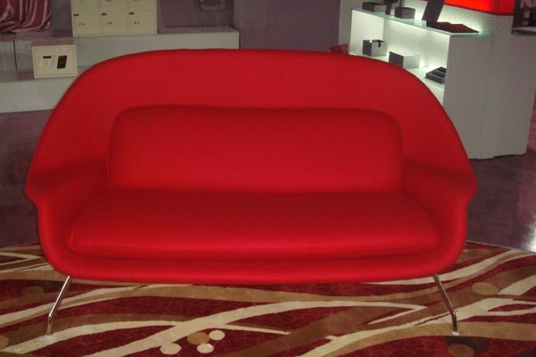 子宮椅子(Womb Chair)