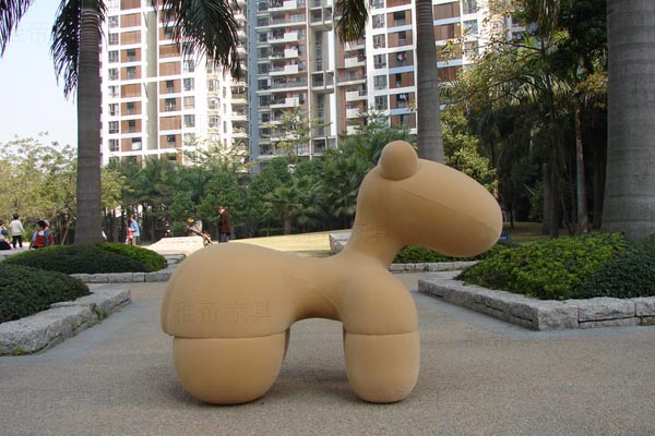 小馬椅(Pony Chair)