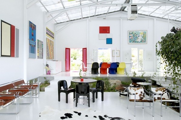 柯布西耶設(shè)計(jì)的扶手工藝椅 LC1 Sling Chair