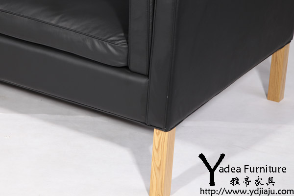 Borge Mogensen 2212 two seater sofa