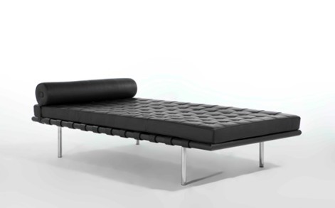 現(xiàn)代經(jīng)典家具的保養(yǎng)