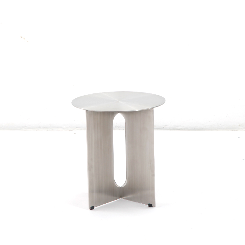 不銹鋼圓形邊幾（ANDROGYNE SIDE TABLE）